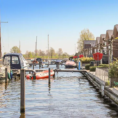 Fuut Campi Botel Uitgeest