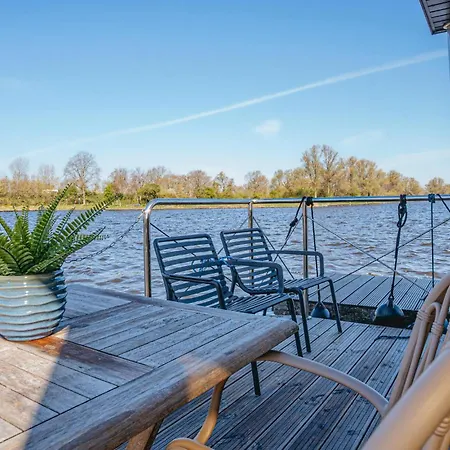 Fuut Campi Ботель