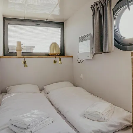 Fuut Campi 船屋 4*